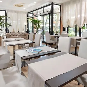 https://hotel-novella.riccione-hotels.org