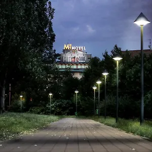 Mihotel 4*, Milán Italia